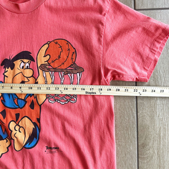 Vintage 90's Hanes Flintstones T-Shirt Large Fred Basketball Single Stitch - Picture 6 of 7